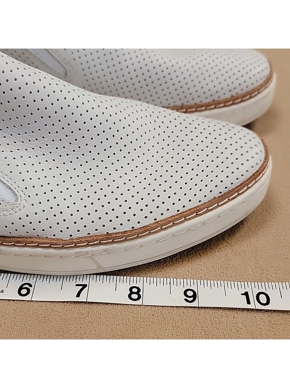UGG Women's Adley Perf Slip-On Sneakers in Ceramic Size 8.5 EUC - Picture 9 of 15